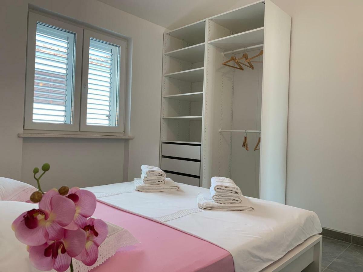 Valjan Apartmani Trogir Luaran gambar