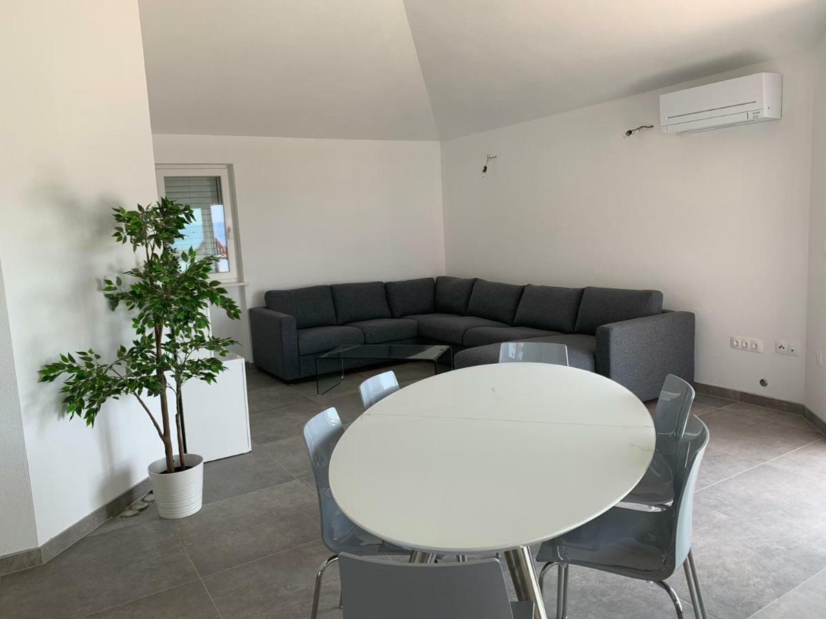 Valjan Apartmani Trogir Luaran gambar